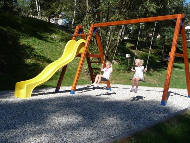 Ernesta Club Lipno Lägenhet Lipno nad Vltavou Exteriör bild